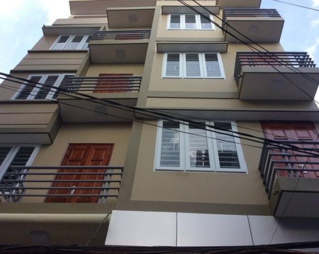 Bán căn nhà xây 2017 46m2*4 tầng Trần Phú, Hà Đông. Nhà 2 mặt thoáng, có tiểu cảnh