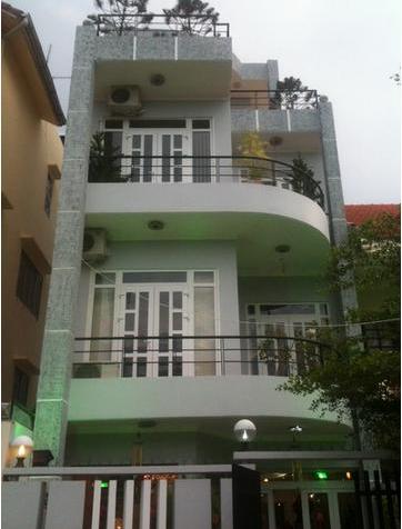 Bán nhà Quận 10, HXH Nguyễn Tri Phương, DT 4x18m, xây 2 lầu đẹp