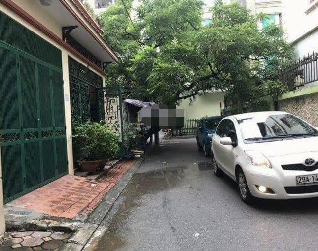 Cho thuê nhà riêng làm VP Trần Quốc Hoàn - Nguyễn Phong Sắc, MT 70m2 x 4 tầng