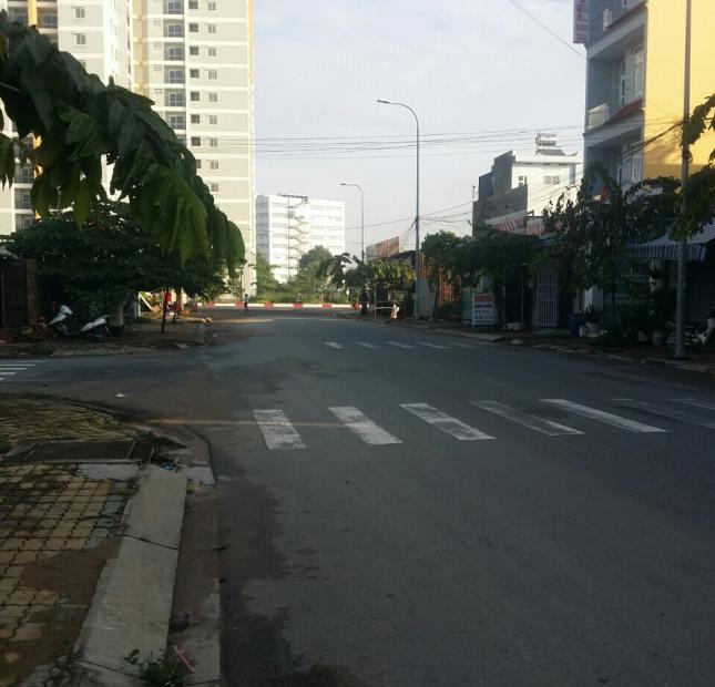 Bán đất mặt tiền đường 494, Tăng Nhơn Phú A, quận 9, giá 4.5 tỷ, 105m2