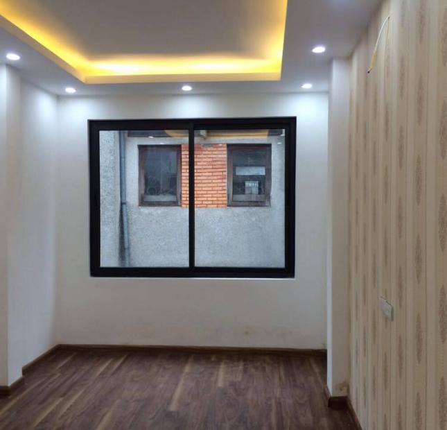 Bán nhà siêu hot khu Tôn Thất Tùng, 40 m2. Giá 4.45 tỷ