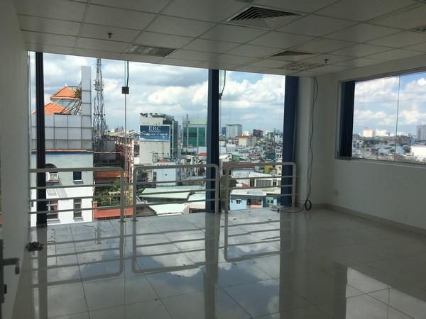 văn phòng tại Phú nHuận, diện tích 30m2. giá thuê 15tr all in. đã bao gồm tất cả chi phí 