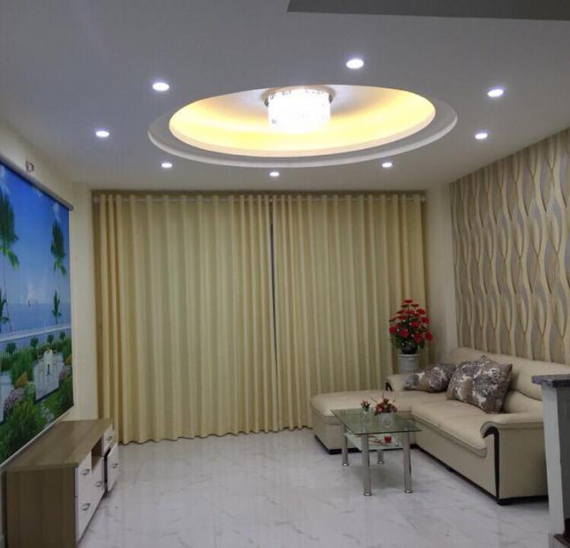 Bán nhà phố Nghi Tàm, Tây Hồ, DT: 56m2, 5 tầng, giá 8.3 tỷ