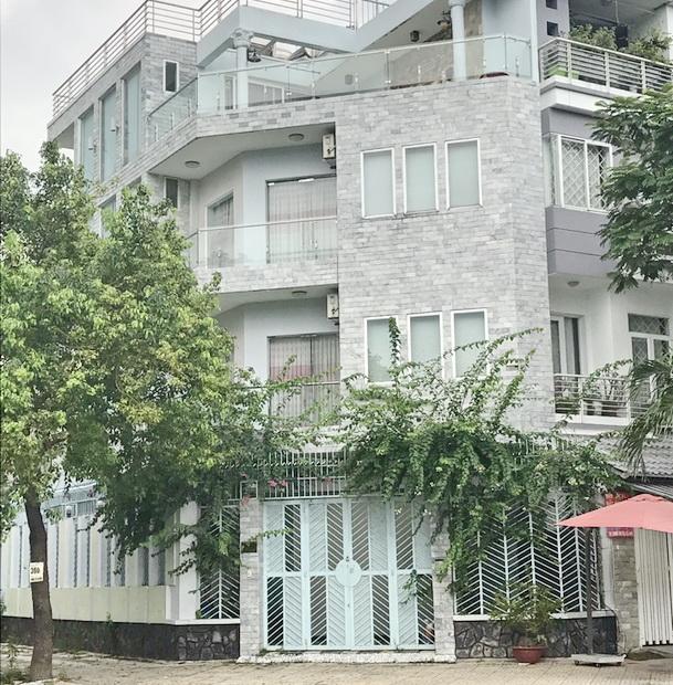 Bán biệt thự mặt tiền đường số 40 KDC Tân Quy Đông P. Tân Phong  Quận 7
