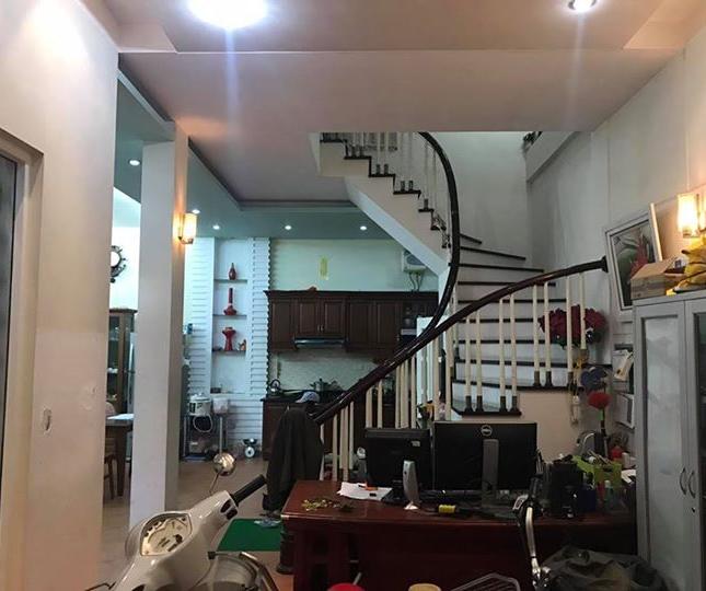 Chính chủ chuyển nhà bán nhà 4 tầng tại Xóm Giếng, Yên Xá, Hà Đông, Hà Nội.