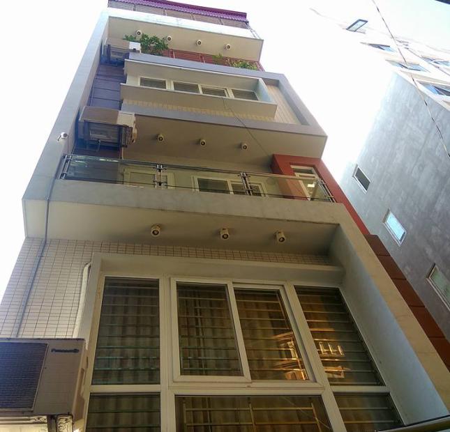 Cho thuê nhà riêng Mễ Trì Hạ dienj tích 60 m2 x 6 tầng nổi, 1 tầng hầm, oto đỗ cửa