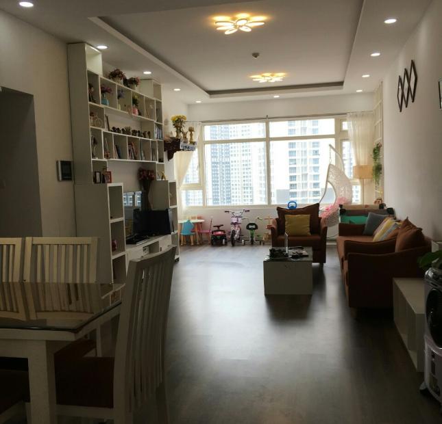 Cho thuê căn hộ Topaz 2 Saigon Pearl 140m2 full nội thất