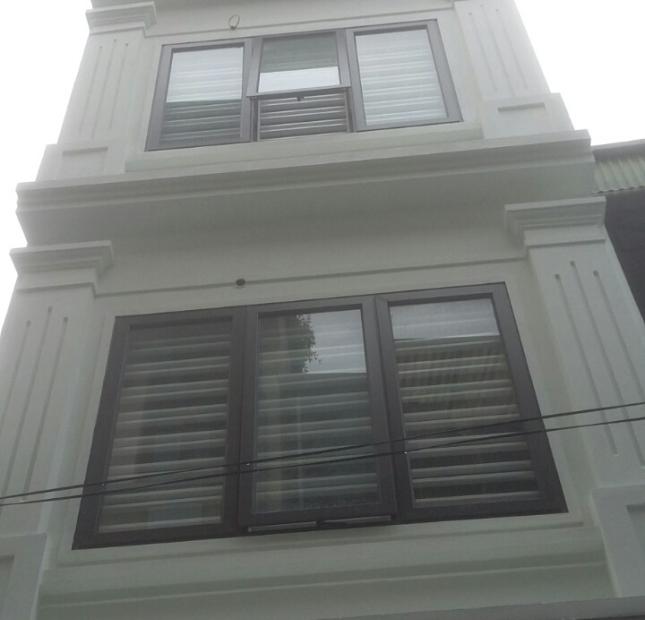 Nhà 5 tầng ngõ 2 Trần Phú, Hà Đông,(33m2 x 4 PN)Đường trước nhà 3.5m, giá 2.65 tỷ. LH 0914030668
