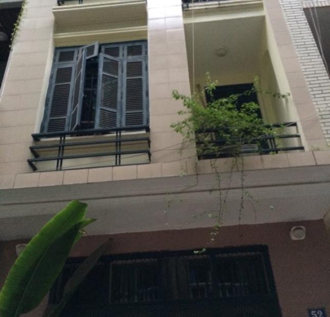 Cần bán gấp nhà 4 tầng 53m2, khu vực Nguyễn Trãi