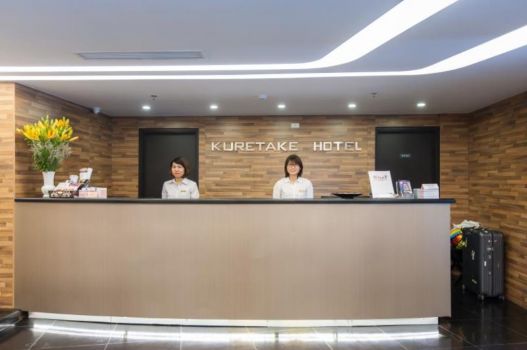 Bán khách sạn mặt phố Kim Mã, tiêu chuẩn 4 sao, 420m, giá 170 tỷ.	