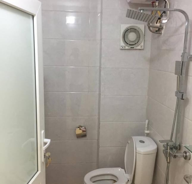 Chính chủ bán nhà  La Khê- Hà Đông.(33m²*4 tầng*MT 3.5),2.4 tỷ . Ô tô đỗ Cửa.0975100988.