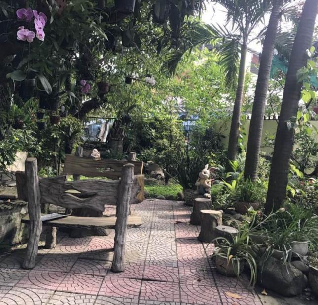 Cho thuê nhà sân vườn hai mặt tiền đường Nguyễn Khuyến