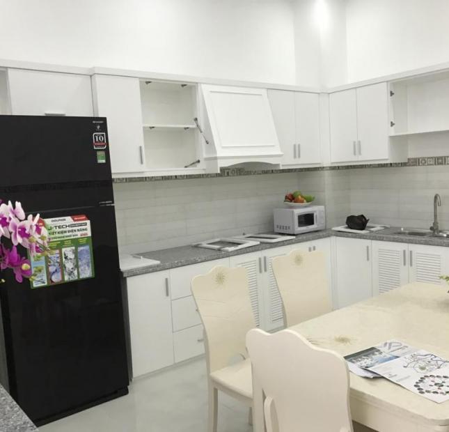 Nhà mới xây đẹp ngay ngã tư Tô Ngọc Vân - Hà Huy Giáp sổ hồng riêng 