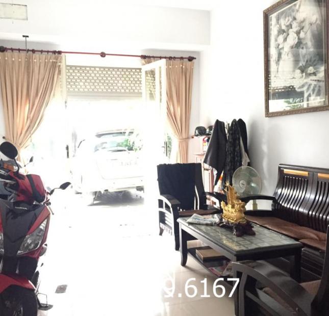 Cần cho thuê gấp villa nằm trên đường Dương Văn An, P.An Phú, Quân. DT 10x20m, giá thuê 55 tr/th