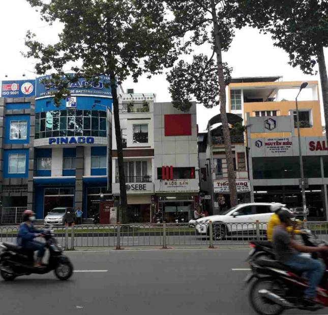 Bán nhà mặt tiền Trần Hưng Đạo, Quận 1, gần chợ Bến Thành (4 x 20m), giá 29 tỷ