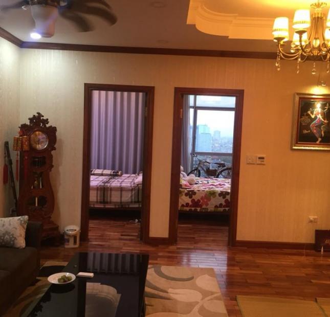 Cho thuê chung cư 165 Thái Hà, 3 phòng ngủ, full nội thất, thoáng mát giá rẻ