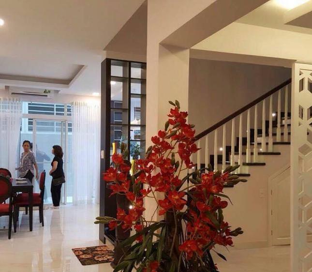 Cho thuê biệt thự Mỹ Thái Phú Mỹ Hưng Quận 7 nhà đẹp, có vườn giá rẻ nhất thị trường, LH 0918850186