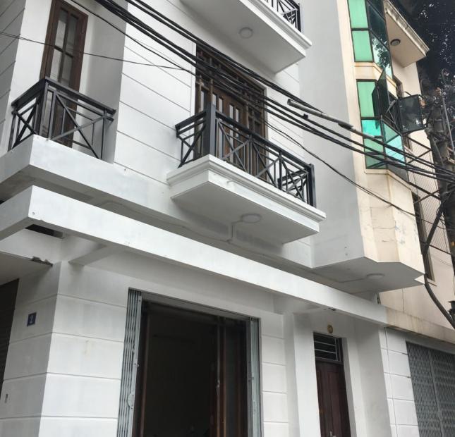 Cho thuê nhà mặt phố tại Hoàn Kiếm,  Hà Nội diện tích 330m2  giá 60 Triệu/tháng