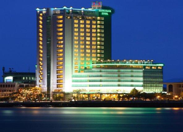 Bán khách sạn Green Plaza Đà Nẵng, số 238 Bạch Đằng TP Đà Nẵng giá 500 tỷ 