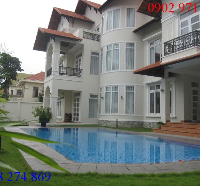 Cho thuê biệt thự hồ bơi sân vườn đường Nguyễn Văn Hưởng, P.Thảo Điền, Q2, full nội thất