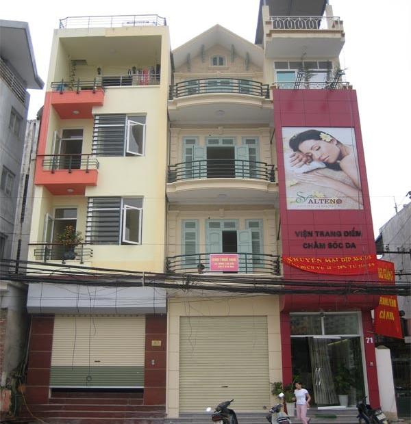 Bán nhà 3 tầng, mặt phố Mai Dịch kinh doanh sầm uất