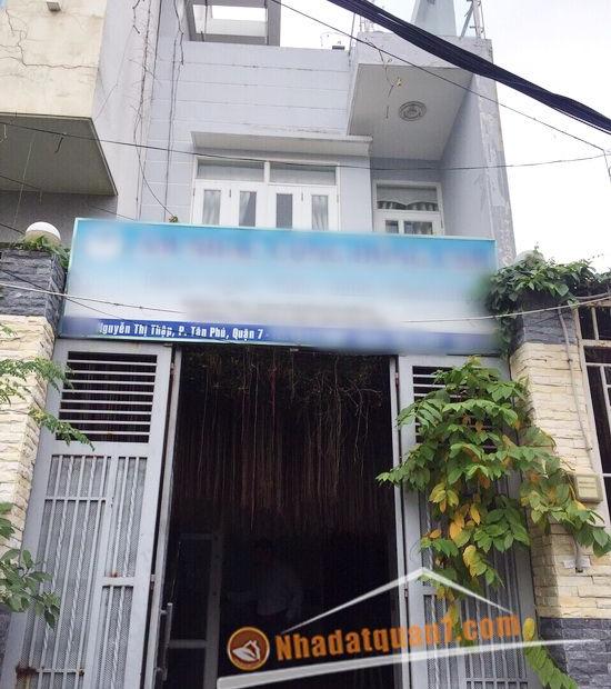 Bán gấp nhà phố 2 lầu hiện đại hẻm 147 Nguyễn Thị Thập, P. Tân Phú, Quận 7