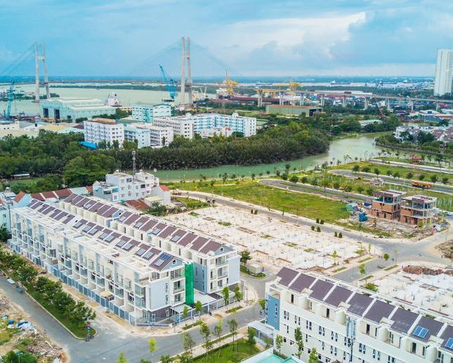 Thanh lý căn biệt thự song lập hướng Nam mặt sông Quận 7, DT: 7x20m, xây kiểu Châu Âu đẳng cấp