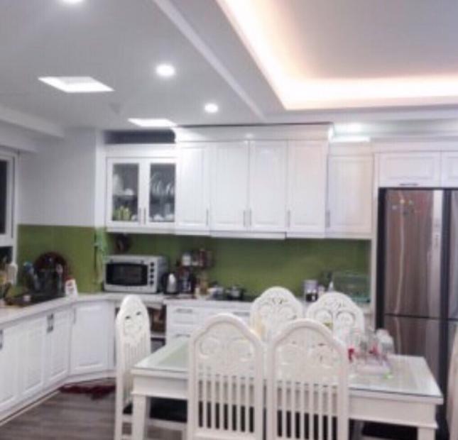 Gia đình muốn bán căn hộ chung cư Vinaconex 7, 136 Hồ Tùng Mậu, giá bán 3 tỷ 1