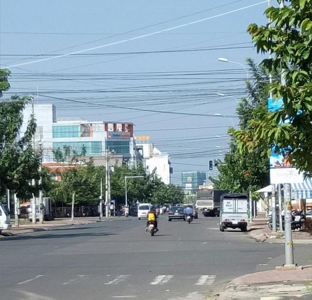 Bán nhanh lô Q mặt tiền đường Tôn Đức Thắng, KDC TTTM Bắc Phan Thiết