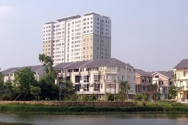 Cần bán căn hộ chung cư OCT2 Xuân Phương, diện tích 106m2, hướng cửa ĐB