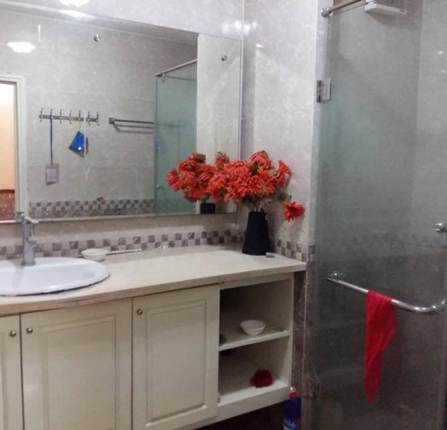 Cần bán căn hộ chung cư Vinaconex 3 Thành Thái – Dịch Vọng. 78m2, giá 32tr/m2 có TL
