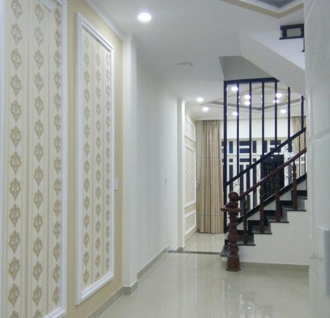 Bán nhà 3.5 tầng Phạm Văn Đồng, Hiệp Bình Chánh, (4.2 x 13) giá bán 5 tỷ 7 hỗ trợ vay 70% giá trị nhà
