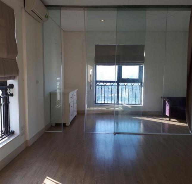 Cho thuê căn hộ tại M3- M4 Nguyễn Chí Thanh 120m2, 3PN, đủ đồ 13 triệu/tháng