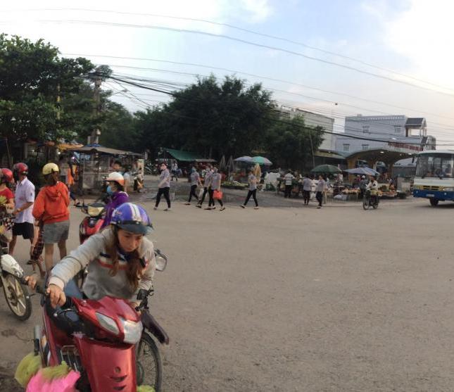 Bán lô đất gần gần KDC Phạm Văn Hai, đối diện chợ, kinh doanh ngay, sổ hồng 