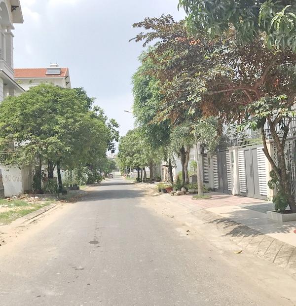 Bán biệt thự đường số 12 Him Lam, Phường Tân Hưng, Quận 7