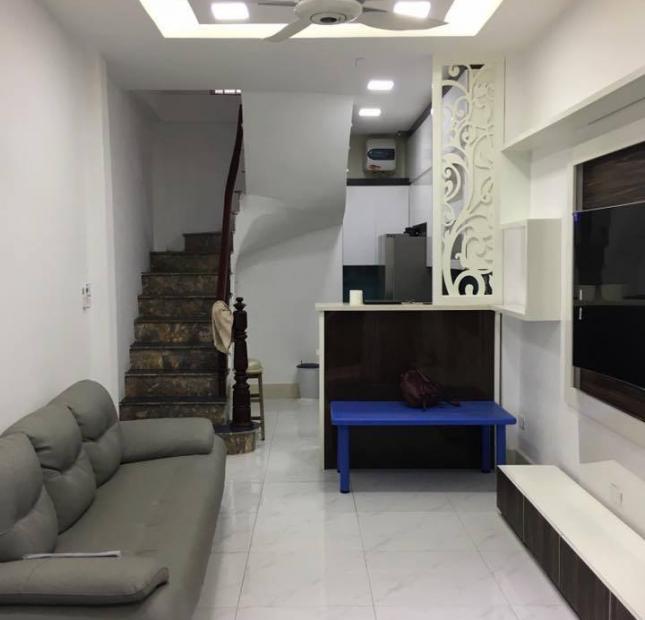 Chỉ 2,35 tỷ là có nhà Minh Khai 30m2, 5 tầng, ở ngay