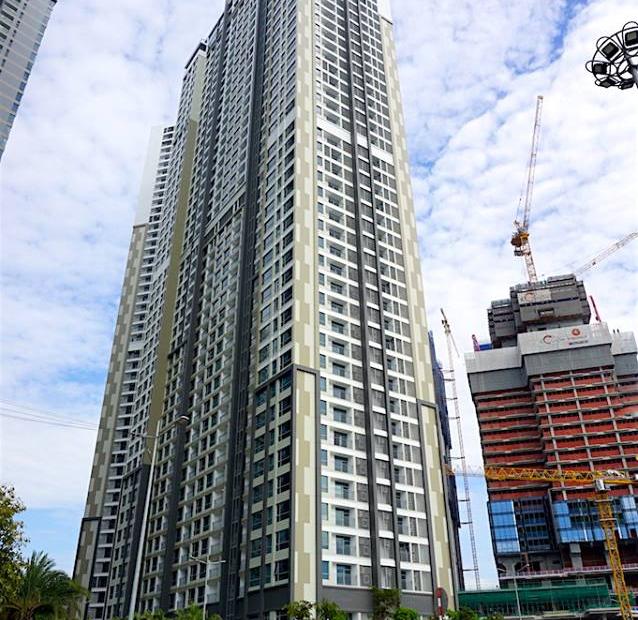 Chính chủ kẹt tiền bán gấp căn hộ Vinhomes Central Park, view sông, hồ bơi, 2PN/3,5 tỷ, 3PN/4,6 tỷ