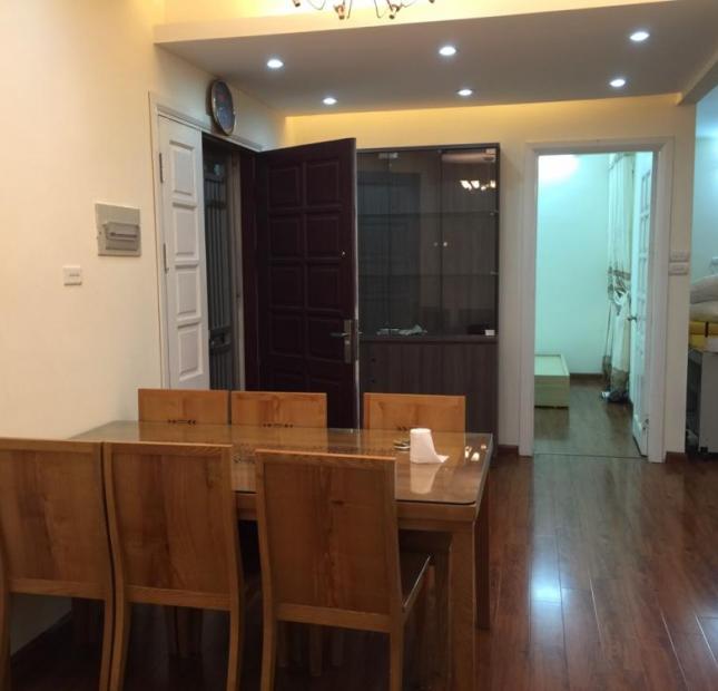 Cho thuê căn hộ chung cư P. Yên Hòa, 3 phòng ngủ, đầy đủ nội thất