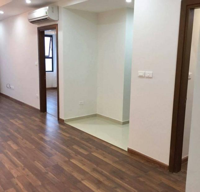 CHCC Trung Hòa- Nhân Chính cho thuê gấp căn hộ 155m2, 3PN nội thất cơ bản