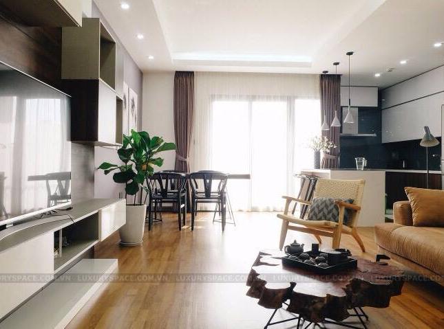 Nhà mình cần cho thuê căn hộ Home City 177 Trung Kính, DT 98m2, giá 18 triệu/tháng. LH 0977288526