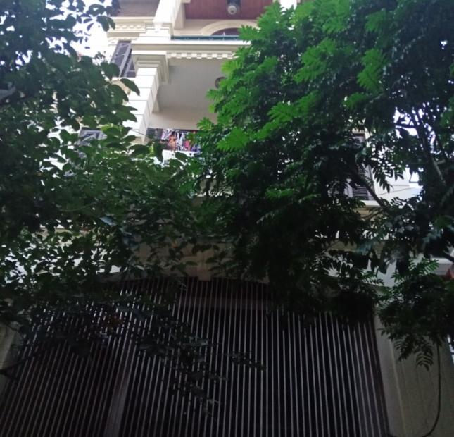 Cho thuê nhà ngõ 61 Hoàng Cầu, Đống Đa, Hà Nội.DT 85m,5 tầng, thang máy. Giá 42tr/th