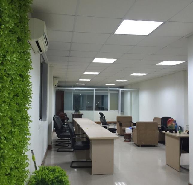 Cho thuê văn phòng mặt phố Vũ Tông Phan, diện tích 80m2, sàn thông thoáng