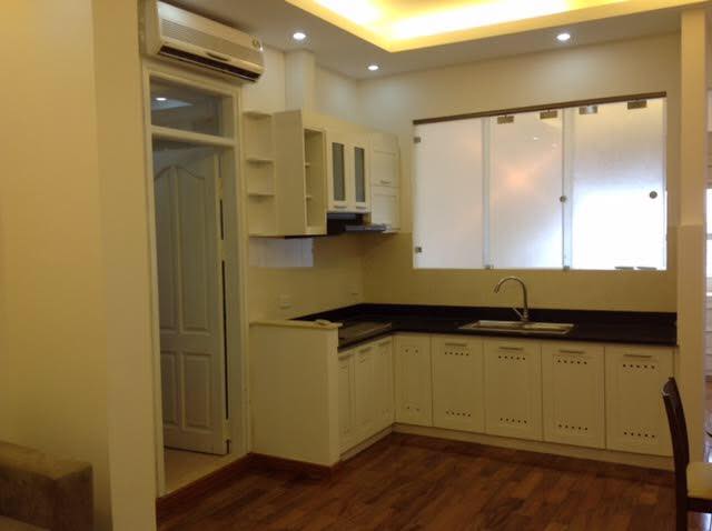 Cho thuê căn hộ chung cư cao cấp tại dự án Star city Lê Văn Lương, 111m2 3PN, nội thất đầy đủ tiện nghi hiện đại.