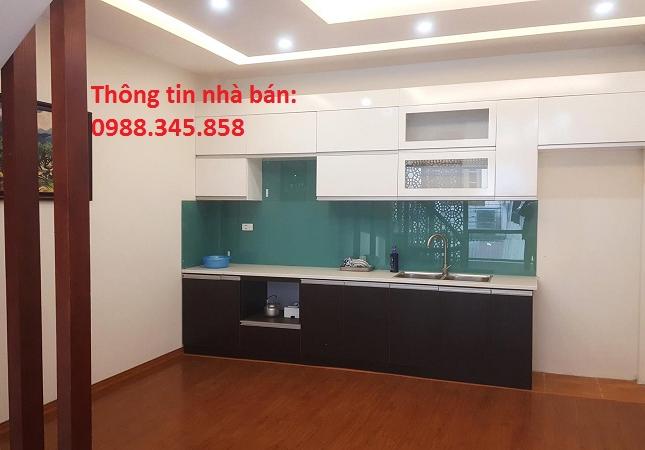 Cần bán gấp nhà phố Thái Hà, Đống Đa, 40m2x5 tầng, lô góc, nhà cực kỳ đẹp, giá 4.75 tỷ