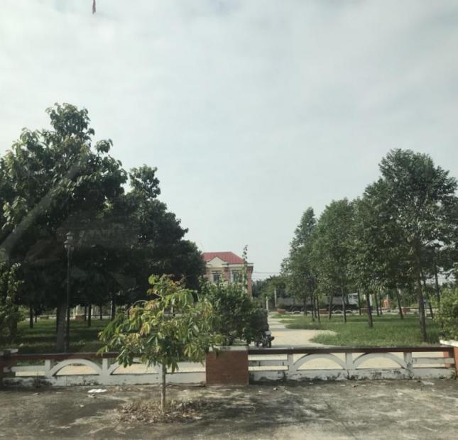 Bán đất mặt tiền đường Phan Văn Tình, xã Thủ Thừa, Long An