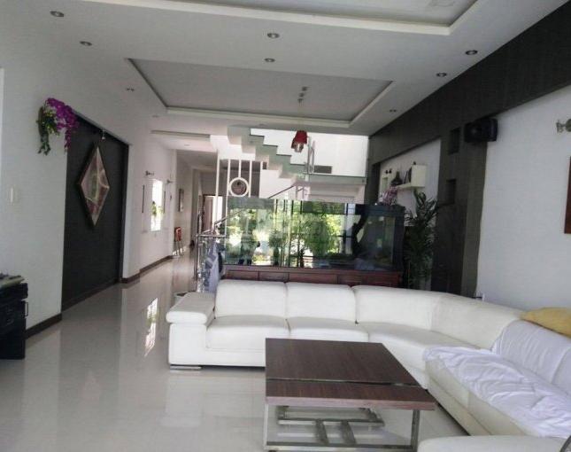 Bán khách sạn MT đường Rạch Bùng Binh, Phường 9, Quận 3. 5L, 17P, thu nhập 95 - 130tr/th, giá 12 tỷ