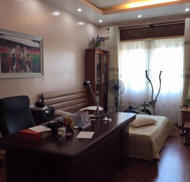 Cho thuê căn hộ 130m2, 3 phòng ngủ, nội thất đầy đủ, giá 11 triệu/tháng tại 335 Cầu Giấy, Hà Nội