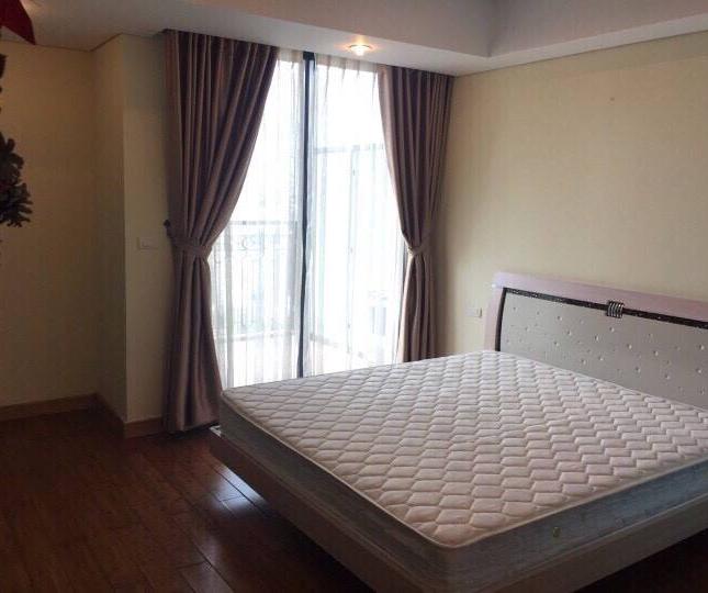 Cho thuê căn hộ đẹp nhất tòa Dolphin Plaza 28 Trần Bình