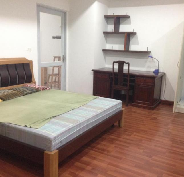 Cho thuê căn hộ chung cư Trung Hòa Nhân Chính, 2 phòng ngủ, đủ đồ, 12 tr/th. LH 0936496919