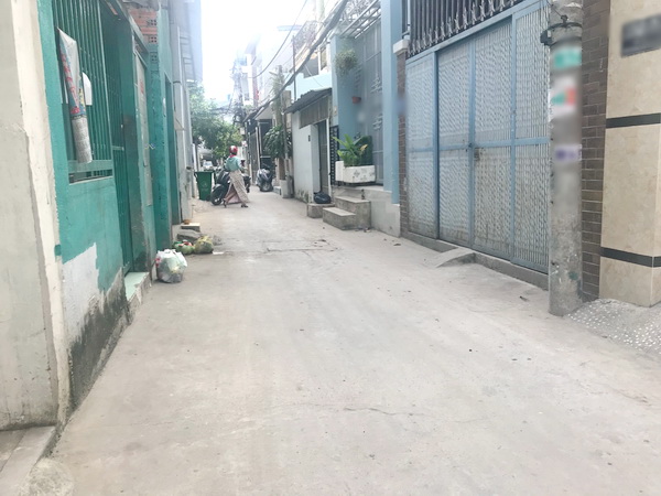 Bán gấp nhà hẻm xe hơi 1135 đường Huỳnh Tấn Phát, phường Phú Thuận, Quận 7